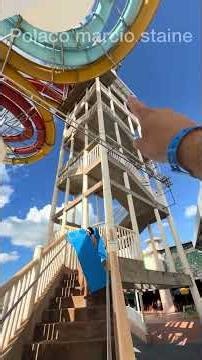 Teria coragem😱 altura de um predio de 8 andares😬 #ferias #amigos #familia