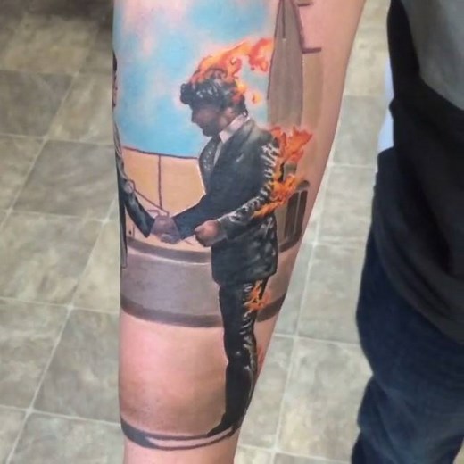 Who likes Pink Floyd?! Check out this piece by @mikejohnstontattoo #tattoodo | Tattoodo