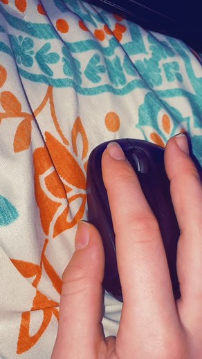 Update!!!I just made this really cool beach sand thing.Let me know if you want a screen shot!#TrulyGlowingSelfieLove #fyp #DoTheScottsSlide #