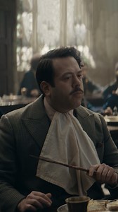 you're telling us he heard cockroach and KEPT chewing | Harry Potter