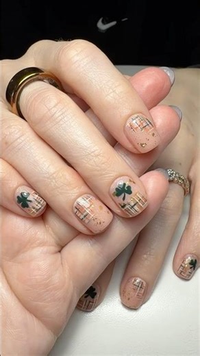 Shamrock Nail Art