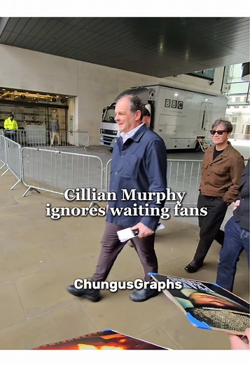 Cillian Murphy Ignoring Fans After Two Hours