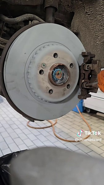 Rear Brake Job on Mercedes Benz C-Class C220d