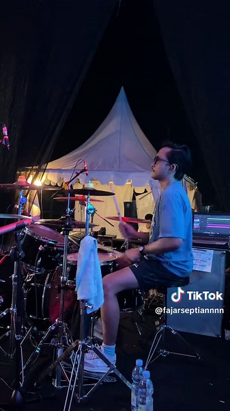 Drumming Tutorial: Threesixty Skatepunk Dewi Drum Cover