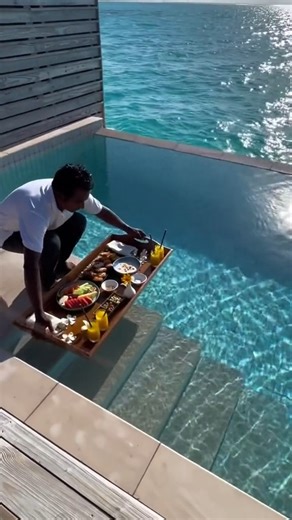 1.8M views · 11K reactions | Here's your sign to enjoy a floating breakfast in the Maldives! | Best Destinations To Travel | Facebook