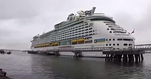 Man Develops Plans To Turn An Old, Abandoned Cruise Ship Into Housing For The Homeless