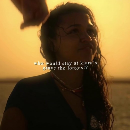 who do u think would stay at kie’s grave the longest? || #kiaraaismygf #fyp #madelyncline #foru #kiaracarrera #jjmaybank #viral #sarahcameron #obx #outerbanks #jiara #obx2 #obx3