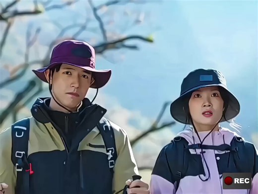 Couple Melarat: Kisah Romantis Penuh Emosi