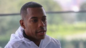 Robinho cuenta su vida en la cárcel: “Los guardias mandan...”