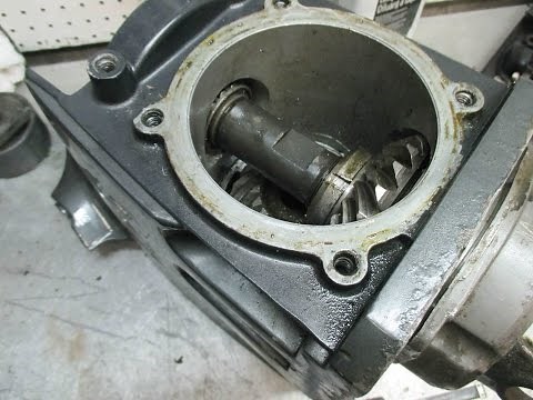 OMC Cobra upper gearcase disassembled Part 3