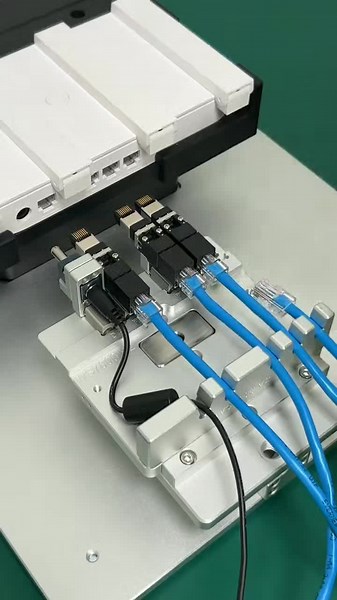 Router test#3c #test #plug #automation #convenient