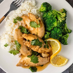 Steamed Chicken with Lemon Sauce