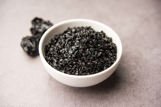 Shilajit: Health Benefits, Risks, and Clinical Evidence