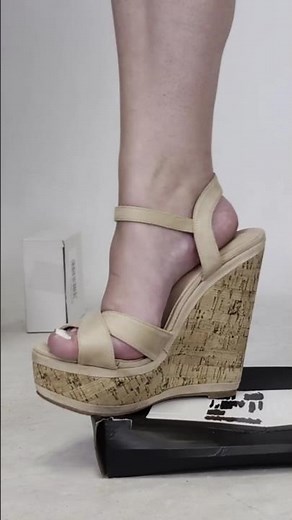Crushing boxes with high heels #asmr #crushing #heels #highheels #feet #wedges