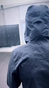 “You’ve got the wrong cap on” 😆😆 | Mercedes-AMG Petronas F1 Team