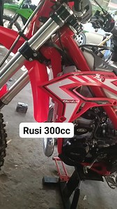 300cc Rusi 2 stroke #viralvideoシ #followersreels #LYRmotorparts #layas #TeamLayas | Layas Ni Ragnar