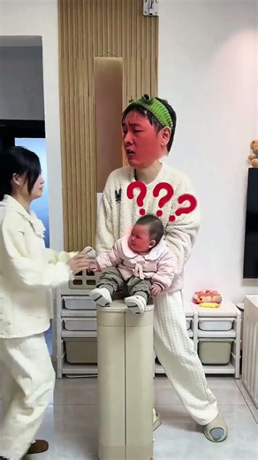 Dad doesn't know how to use any baby products