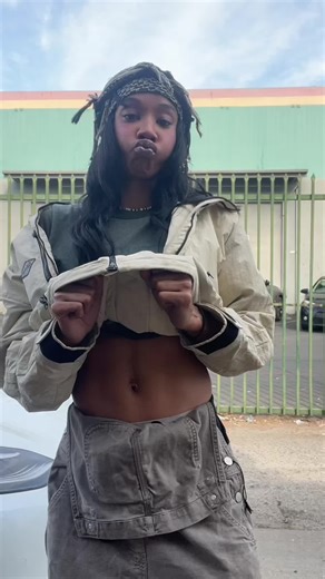 How tf yall be bunny humping that fast 😕