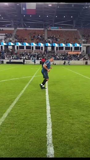 52K views · 459 reactions | Gol del pescadito Ruiz para ganar el cuadrangular de creadores de contenido en Houston ❤️ | Soy el chele firpo 503 | Facebook