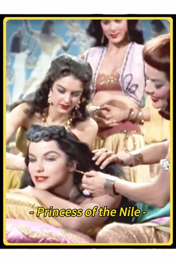 The princess steps gracefully out of the bath #tiktok #fypシ゚viral #fouryou #thiller #movie