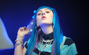 【欧美流行新歌速递】Ashnikko - Halloweenie III: Seven Days（官方MV）