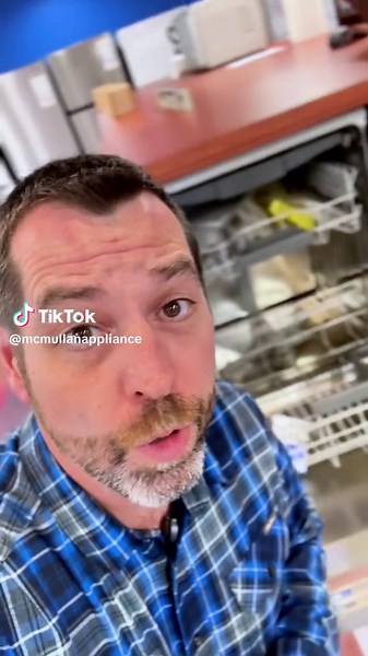 Dishwasher Myths: The Truth About Vinegar Use