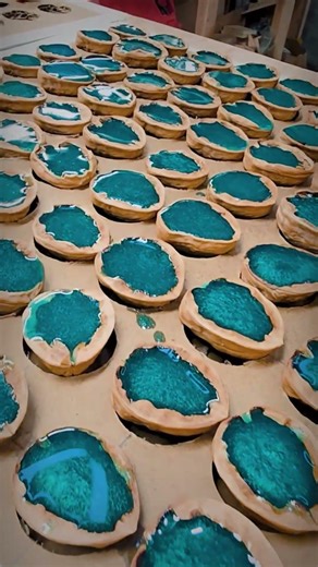 Don’t toss your walnuts — turn them into a table #woodworking #epoxyfurniture #diy #epoxytable