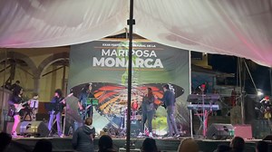 11K views · 159 reactions | Angangueo, Mich. a 2 de Marzo del 2025.- Esta noche fue inolvidable en el XXXII Festival de la Mariposa Monarca, donde la banda Anden 27 protagonizó una presentación épica que dejó al público paralizado. | Rincones de Angangueo | Facebook
