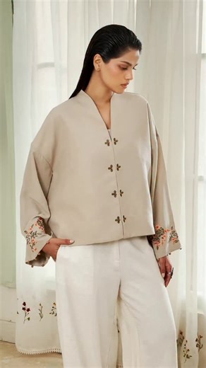 For the days that move from meetings to meetups | Cougar