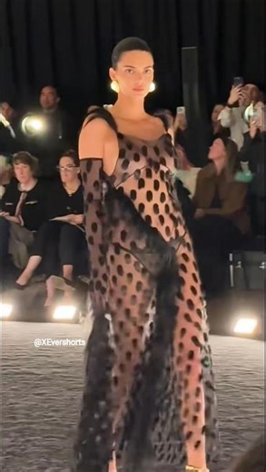 🔥 Stunning Fashion Runway Show 2025 | Designer Dresses Walk in Style