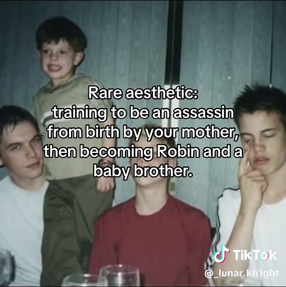 Exploring Damian Wayne: A Unique Robin Aesthetic