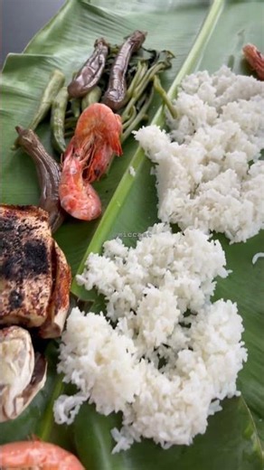 Boodle fight with Filipino food