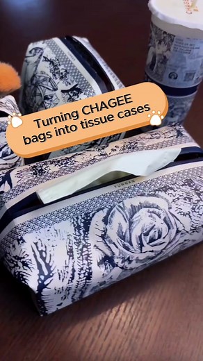 Cantik kan? 😍 Malaysian singer and TV host Danny Koo recently went viral for showing how to turn a CHAGEE bag into a tissue box cover. He said he learned how to do it from his friend’s mother during Chinese New Year. Korang akan cuba buat tak? 🧑‍🎨 @saysseismik @seismikmakan #chagee #chageemalaysia #diy #upcycling #dior #tissuebox
