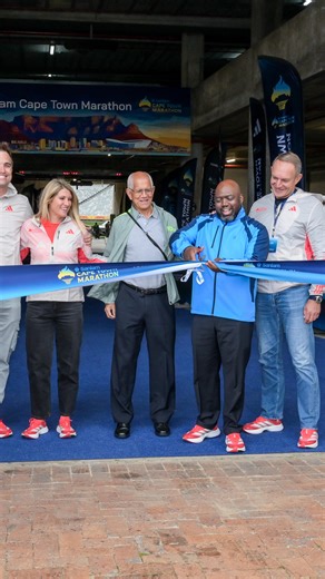 A partnership built on belief and ambition 💙🤝 Sanlam has renewed their title sponsorship of the Sanlam Cape Town Marathon for the next five years, taking us proudly through to 2030. Together, we continue to grow Africa’s premier marathon, strengthen our global ambitions, and showcase the very best of our continent on the world stage. 🌍🏃‍♂️🏃‍♀️ With a shared vision rooted in excellence, sustainability and community impact, this renewed commitment powers our journey as we continue striving to