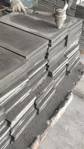Enhance your landscape with premium Limestone! Perfect for pathways, patios, and architectural carvings. Choose from honed, flamed, or brushed surfaces to suit your style. Strong, weather-resistant, and elegant. DM us for bulk orders! #Limestone #Bluestone #StonePaving #NaturalStone