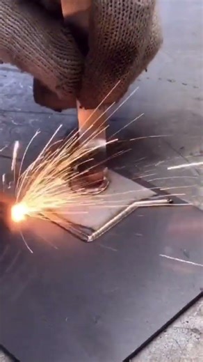 Как да заварявате и режете метал с мощна лазерна технология