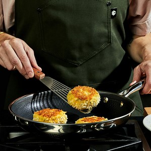 HexClad Cookware Changed Nonstick Coatings. Are the Pans Still Worth It?