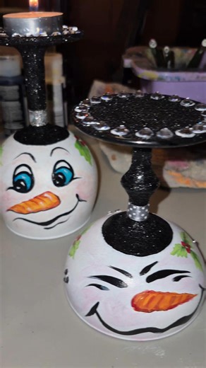 Let's create some Holiday Candle Holders! Variety of Facial expressions! You'll need.... Stemmed Glasses Multisurface Paints Loose Glitter Mod Podge - Diswasher safe Tacky glue Crystals Ribbon Sketch & Paint Facial expressions work pack $10 special from our last FB LIVE... for those that already have my Festive Snowman Project pack to add to... See part 2 video here... https://youtu.be/6zKshCdIS3I?si=u3_D3eThO_kk-QOL Full course Includes patterns, step pictorial, written instructions for, Glass,