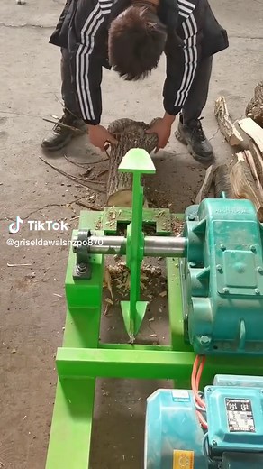 Decompression at night on TikTok