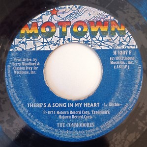 The Commodores - Machine Gun