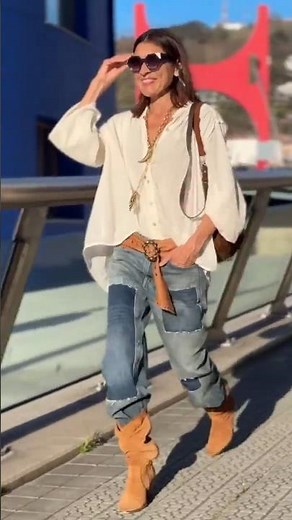 Colección De Estilo Bohemio: Faldas Largas Y Blusas Fluidas Con Botas De Ante ✨#bohostyle #ootd