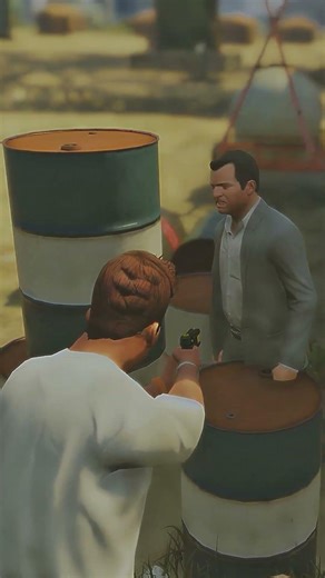 Franklin gave Michael an electric shock in hide and seek in gta 5 #gtav
