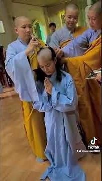 尼僧剃髪得度式51 nun headshave ceremony