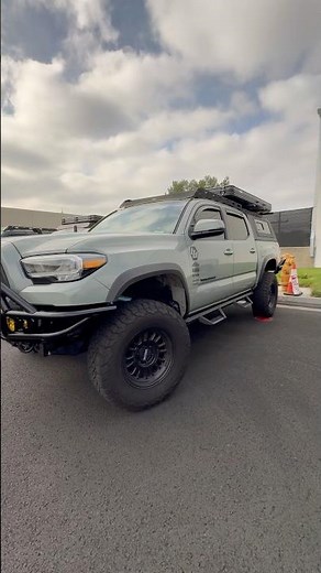 Taco Thursday? 🌮 Check out this Tacoma build, running #Camburg billet Upper Control Arms!