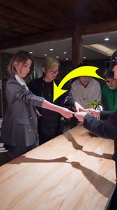 Finally, the crazy hand shadow trick was revealed 😳😳 | Saddam alezzi