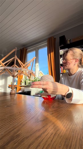 Essential Knitting Tips: Use a Hair Clip for Success