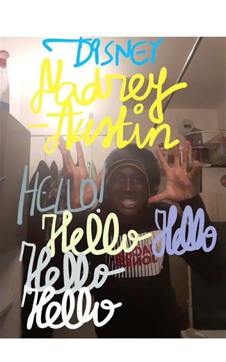 Nadrey-Austin et son album célèbre : Hello (2025)