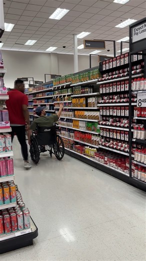 Target employee goes the extra mile, assisting a veteran This video was produced by Kenyon W. | Silly Skits & Sentimental Scenes