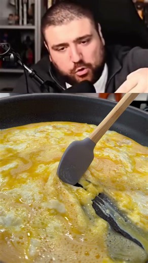 HTalks’tan İlhamla: Hindi Füme & Peynirli Omlet! Abartıldığı Kadar Var mı? 🧀🥓