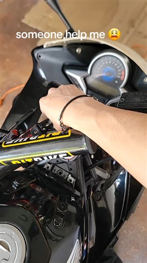 Troubleshooting a Dead Honda CBR250R Motorcycle